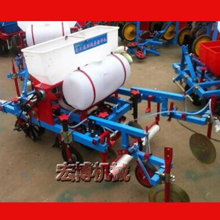 拖拉機(jī)帶動(dòng)覆膜機(jī) 多功能播種覆膜機(jī) 起攏覆膜機(jī)